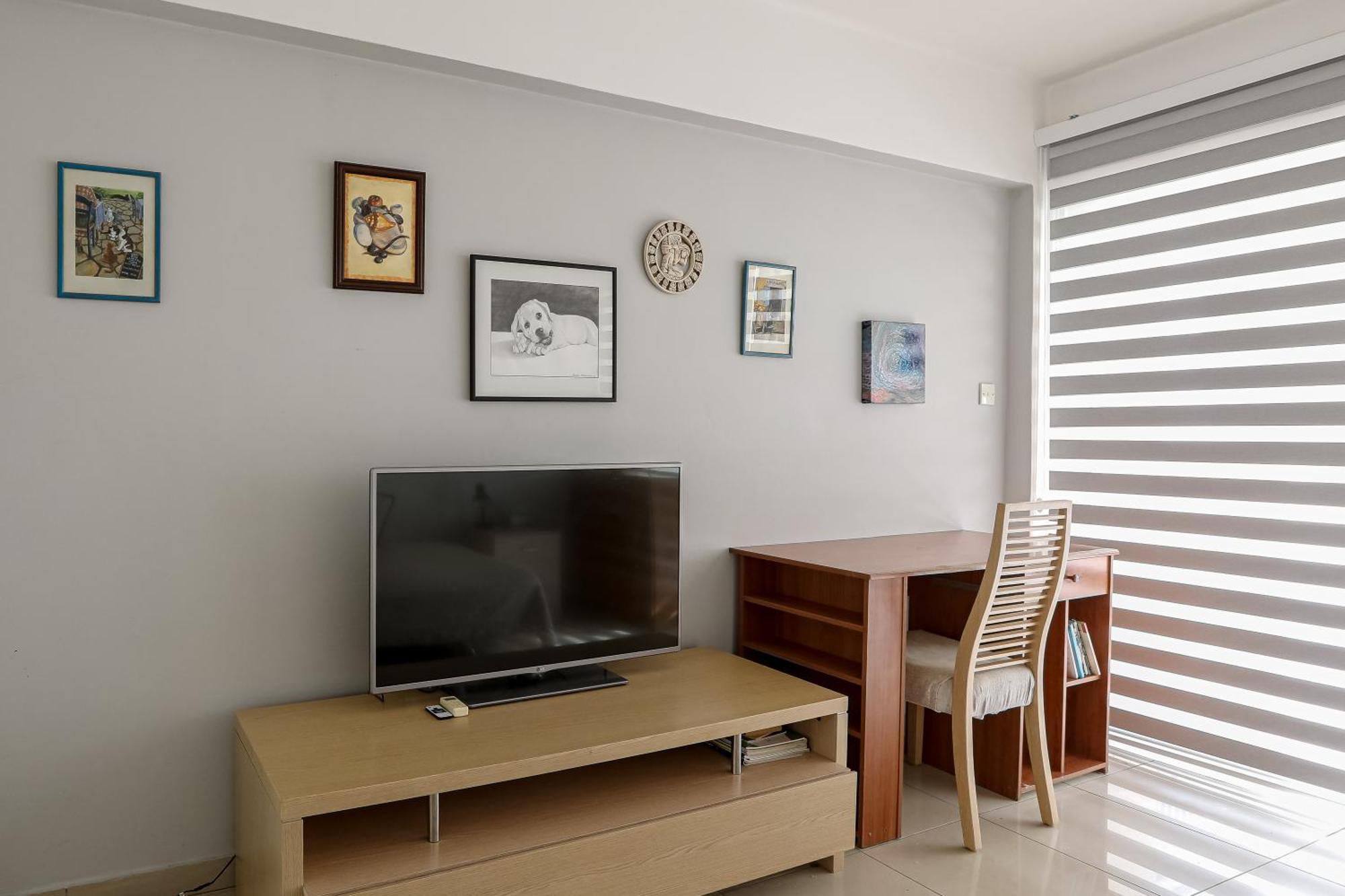 Lovely Bedroom In Shared Apartment Oroklini Voroklini Exterior foto